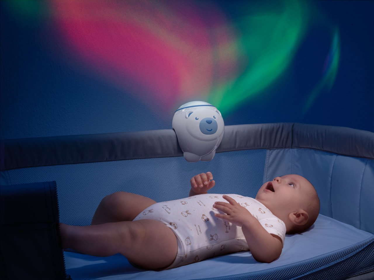 Chicco Polar Bear Projector_ Pink