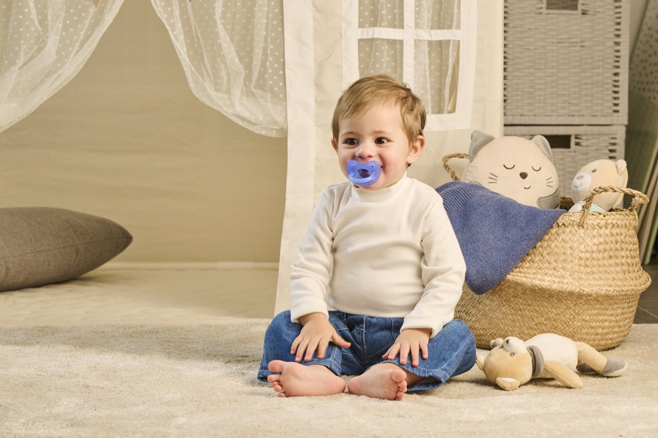 Chicco Physio Soft Pacifier _ Pink_ 6-16M