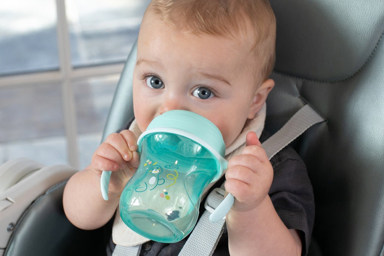 Chicco Learning Cup_ Blue_ 6M+ (ref. Ch.Ali6921250000) – Buy Now at Healtsy