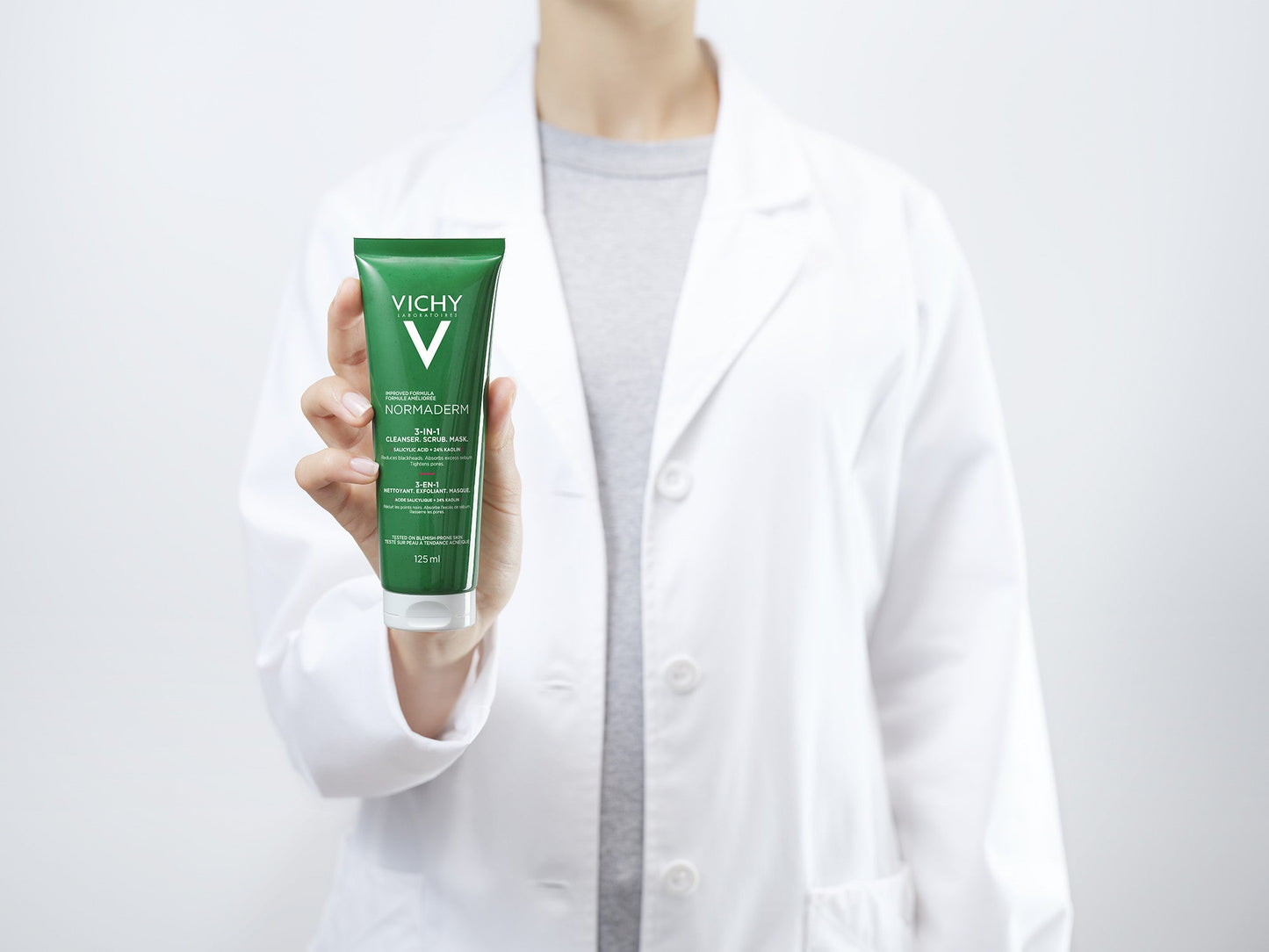 Vichy Normaderm 3 em 1 Cleanser Scrub Mask - 125ml – Buy Now at Healtsy