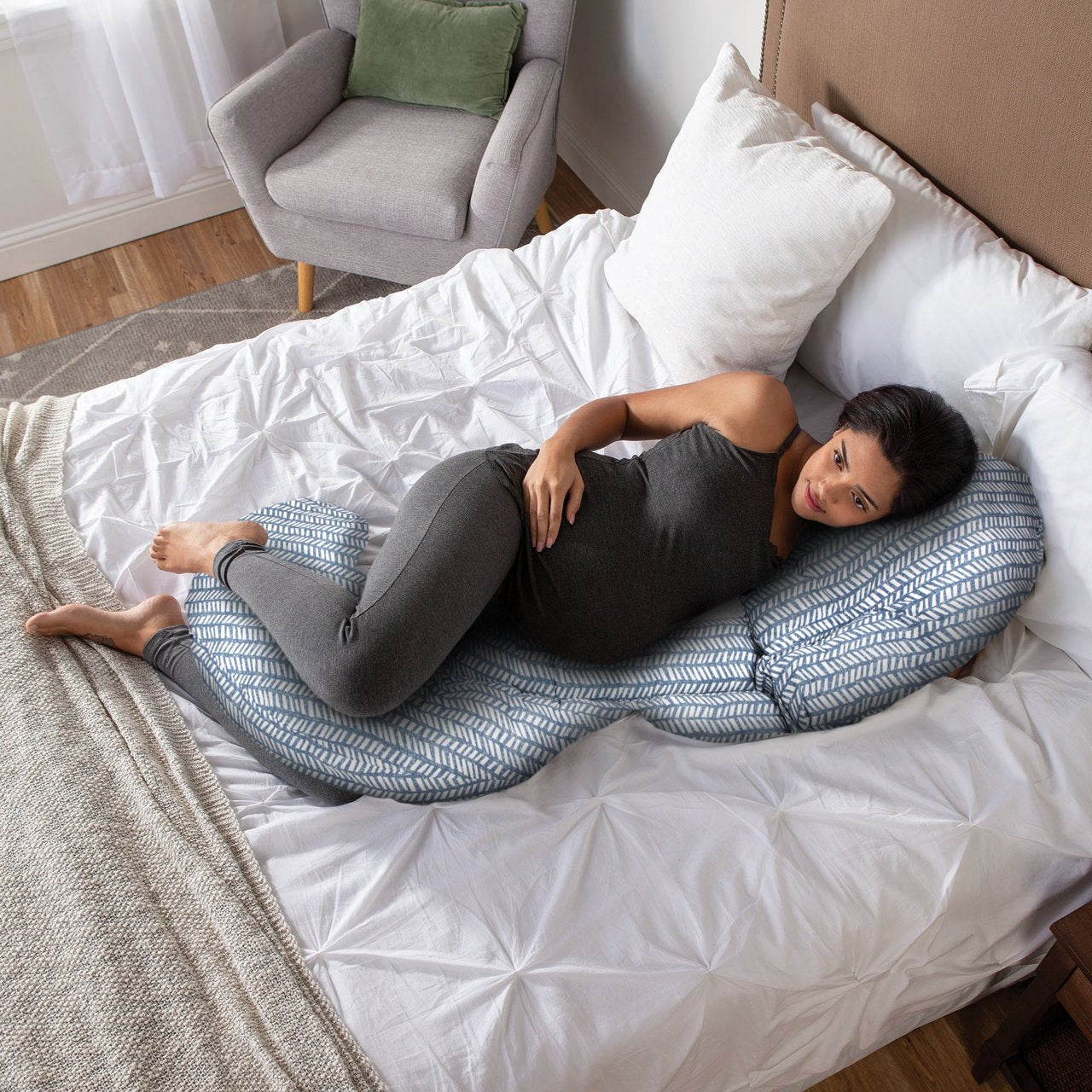 Boppy Total Body Pillow Navy Blue. - Healtsy