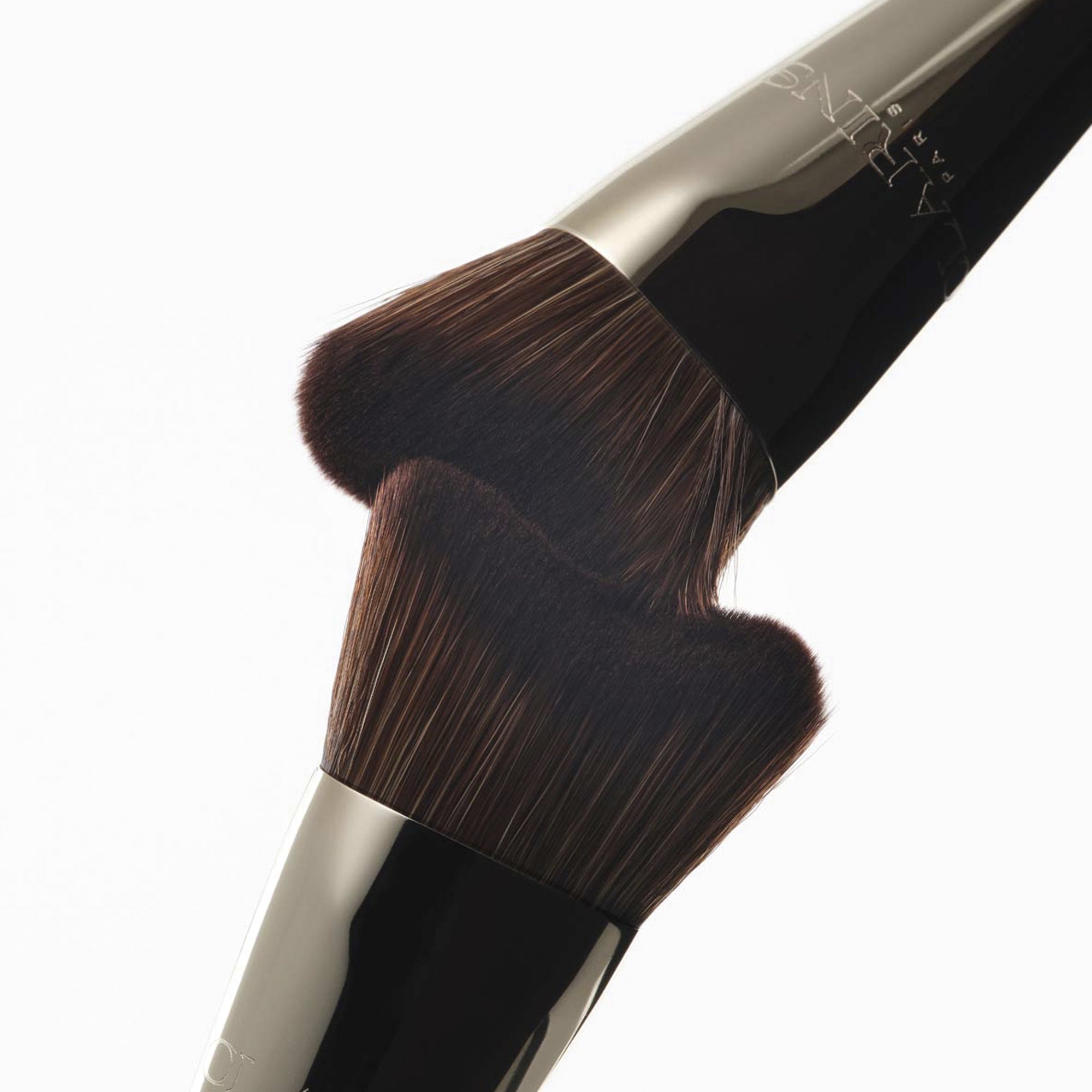 Clarins Gua Sha Inspired Foundation Brush - Healtsy