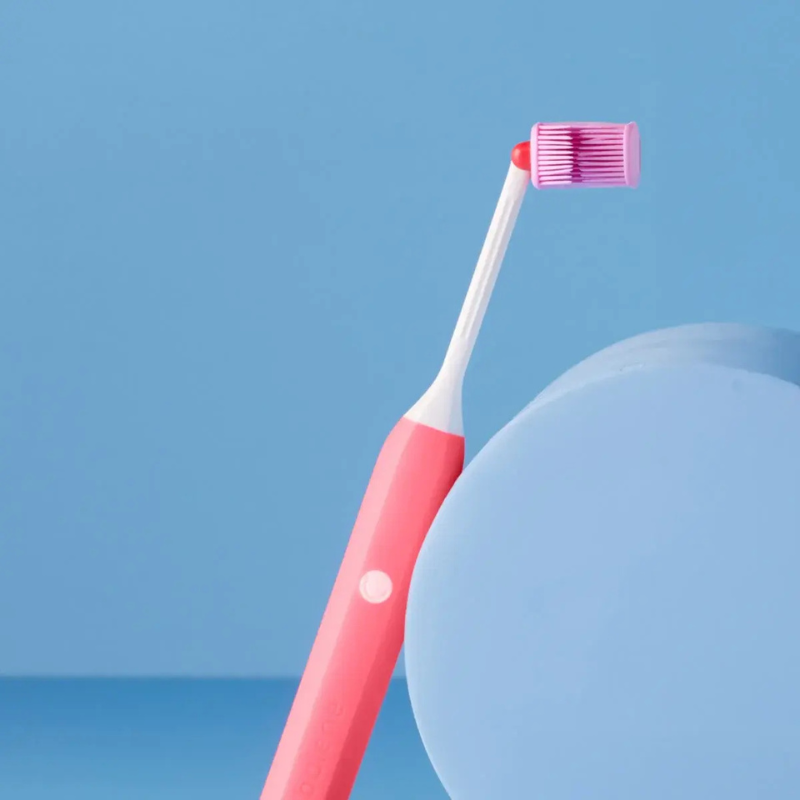 Balene by Bexident Junior Toothbrush _ 6A+ _ Fuchsia - Healtsy